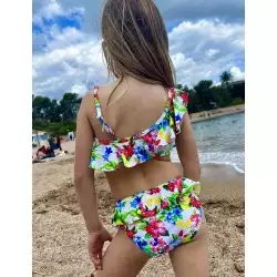 Bikini fille floral fond blanc à volants brassière à large bretelle culotte classique du 8 au 14 ans