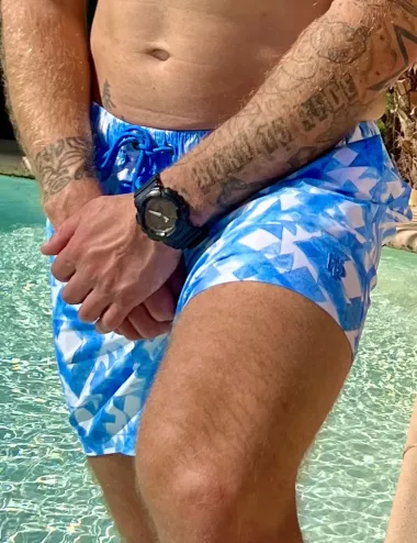 Boardshort homme bleu et blanc, nœud de serrage et poche au dos - tailles S à XXL